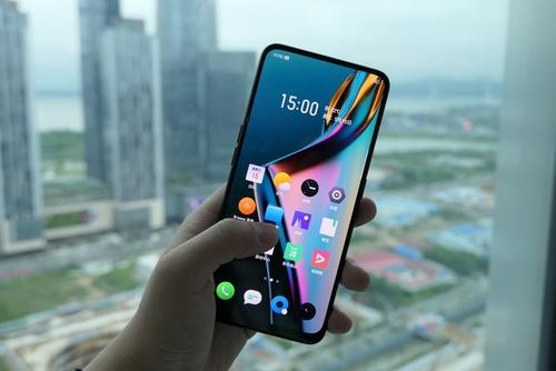realme8.jpg