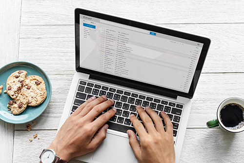 如何使用bat批处理命令清理删除文件?批处理删除文件怎么做?