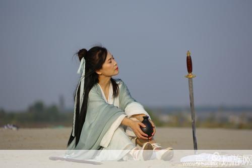 御剑江湖2:剑舞长空,再续江湖梦