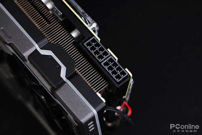 索泰RTX2080玩家力量至尊PGF OC12