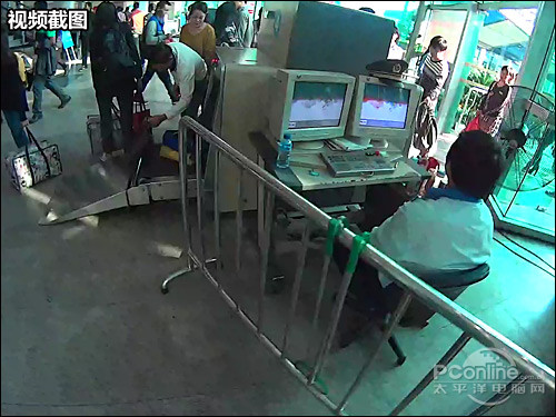 真相侠:安检X光机会伤害相机?是假的!