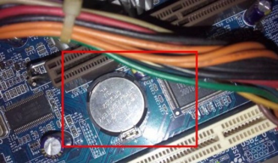 5-取下主板纽扣电池重置bios