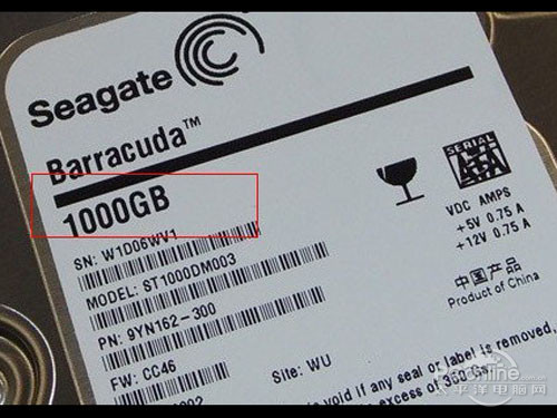小小一个1TB硬盘怎么又这么多种值呢